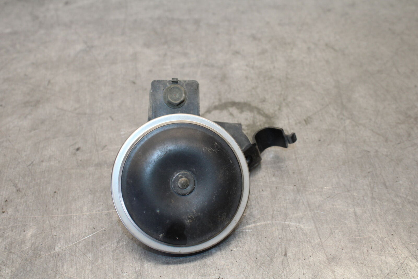 07-09 YAMAHA FZ6 HORN SIGNAL 5VX-83371-01-00 BB713