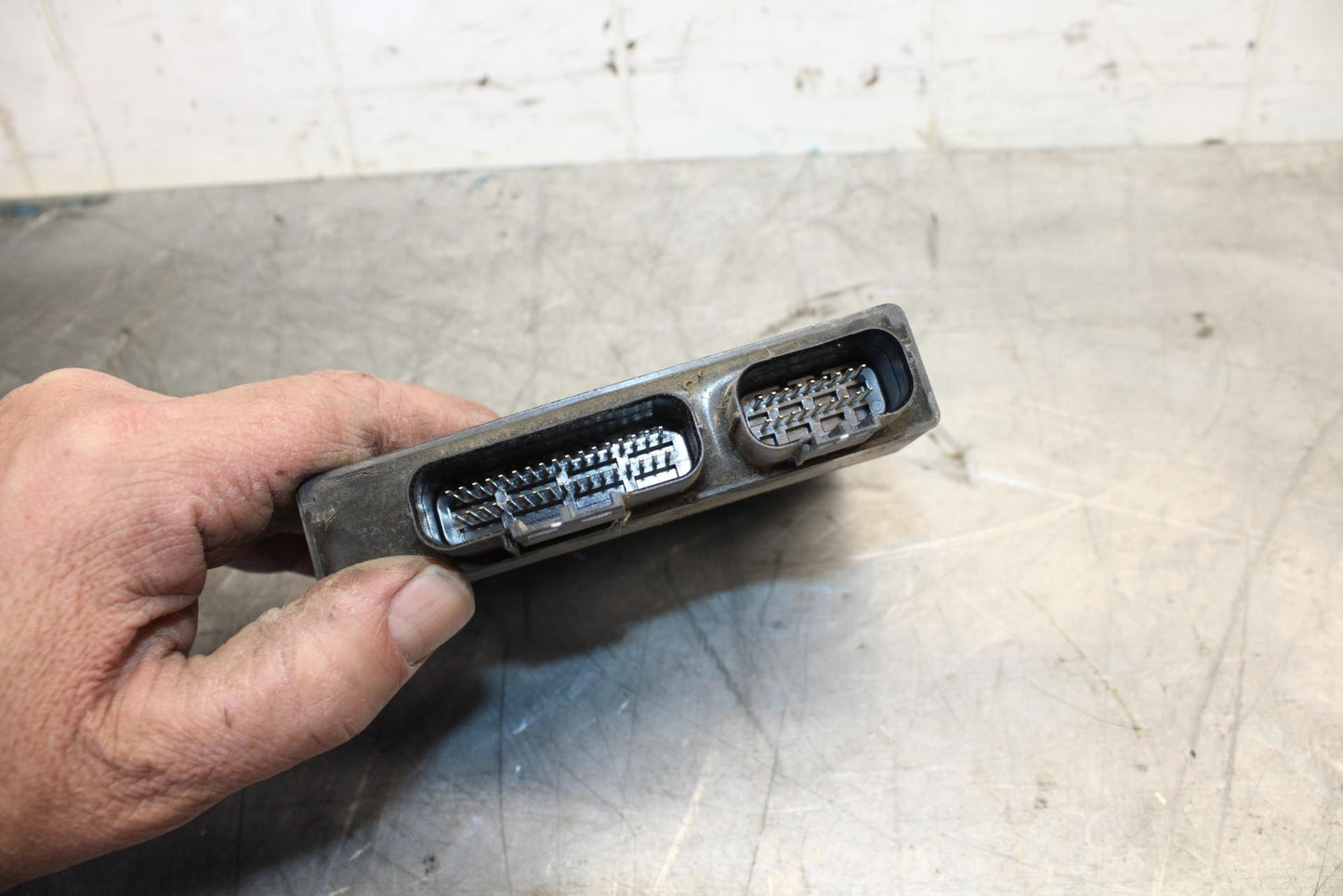 18 KAWASAKI Z 400 ECU COMPUTER CONTROLLER UNIT BLACK BOX ECM BB469