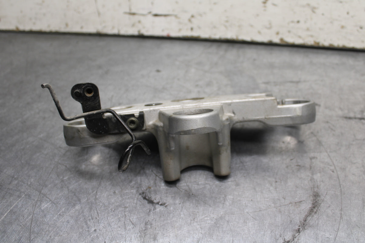 96-07 YAMAHA YZF600R FORKS UPPER TRIPLE TREE CLAMP  BB746