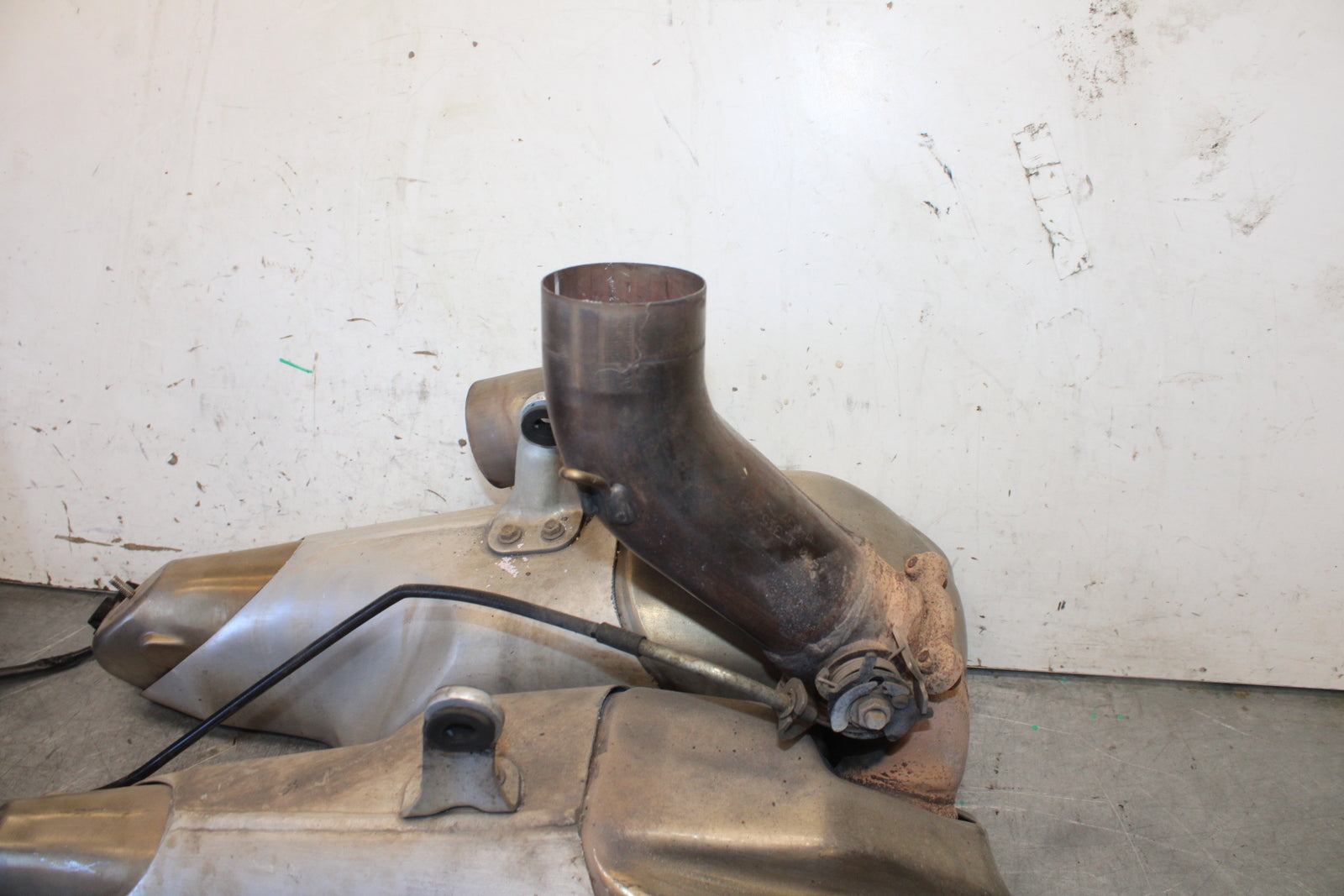 12-15 DUCATI 1199 PANIGALE FULL EXHAUST SYSTEM HEADERS PIPE MUFFLER BB699