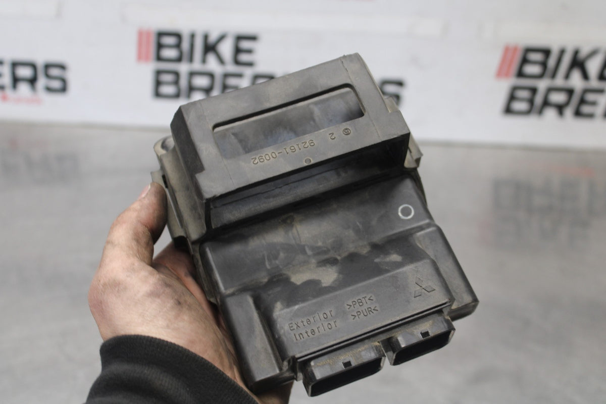 04-05 KAWASAKI NINJA ZX10R ECU COMPUTER CONTROLLER UNIT BLACK BOX ECM BB931