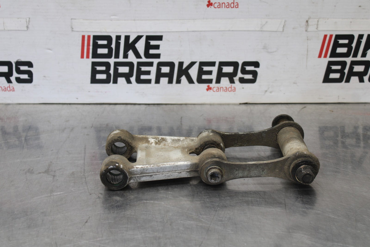 05-08 TRIUMPH SPEED TRIPLE 1050 REAR DOGBONE SHOCK LINKAGE LINK BB933
