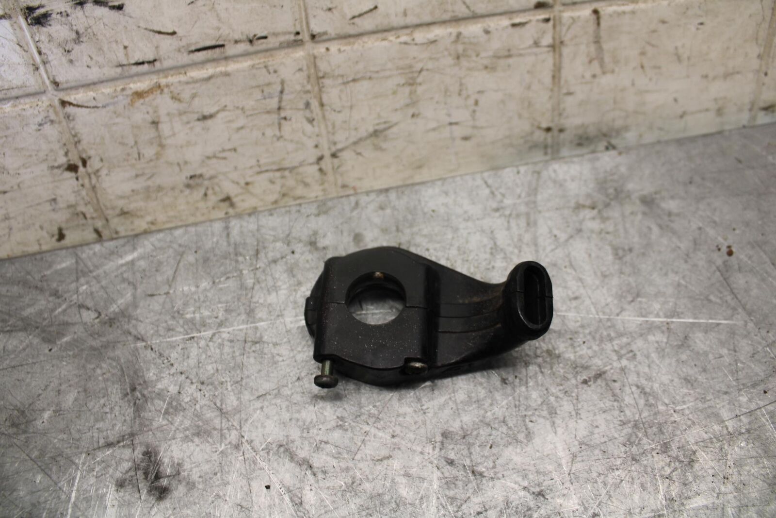 1999 Yamaha YZF R1 THROTTLE CABLE LINE HOUSING GUIDE 3XW-26281-01-00 BB50