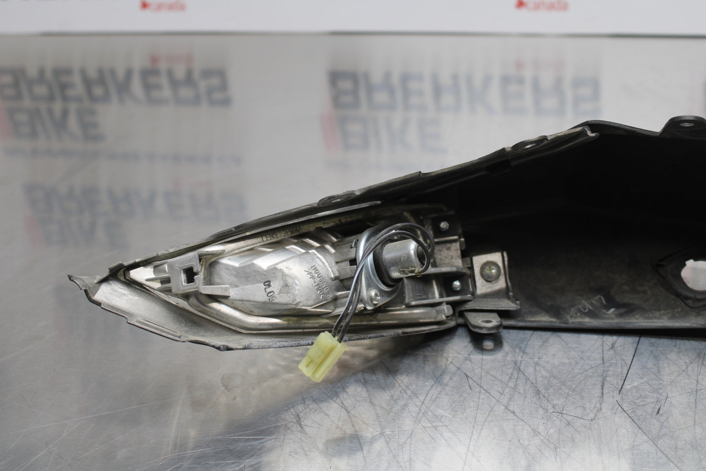 11 SUZUKI GSXR1000 LEFT REAR BACK TAIL FAIRING COWL SHROUD BB142