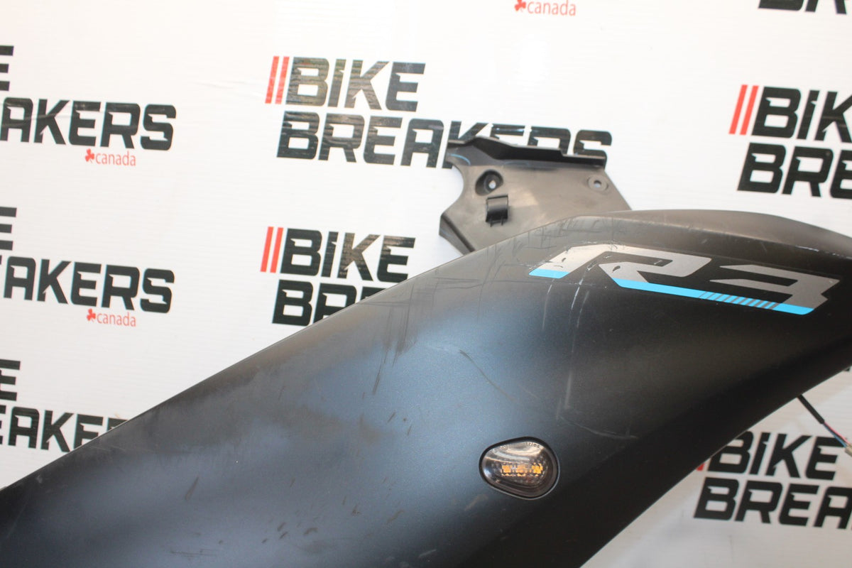 23 YAMAHA YZF R3 RIGHT LOWER MID UPPER SIDE FAIRING COWL  BB003