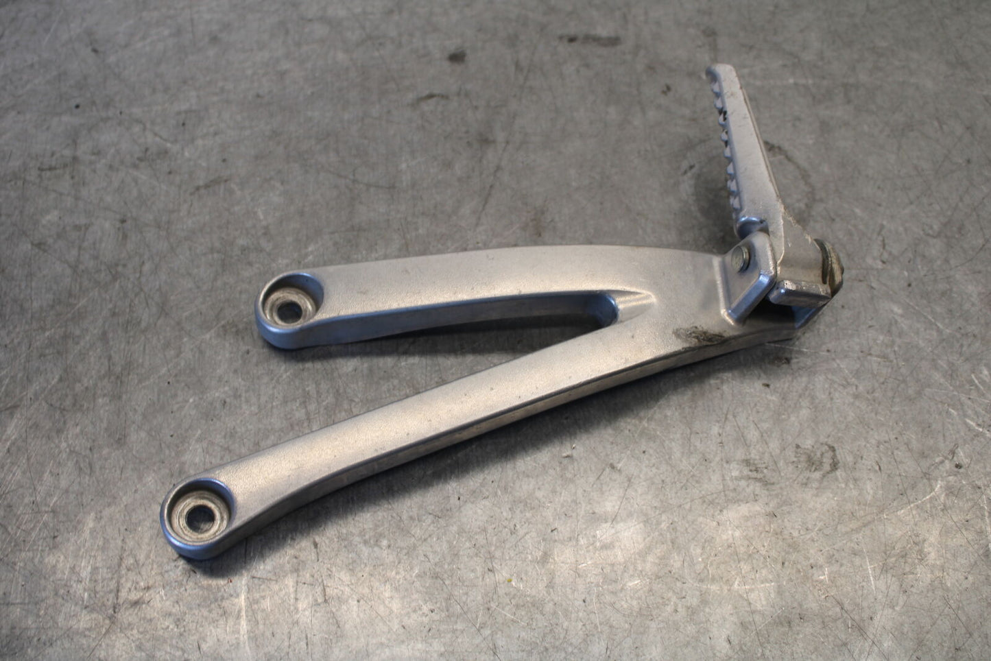 07-12 HONDA CBR600RR REAR BACK PASSENGER PEG SET PAIR BB672