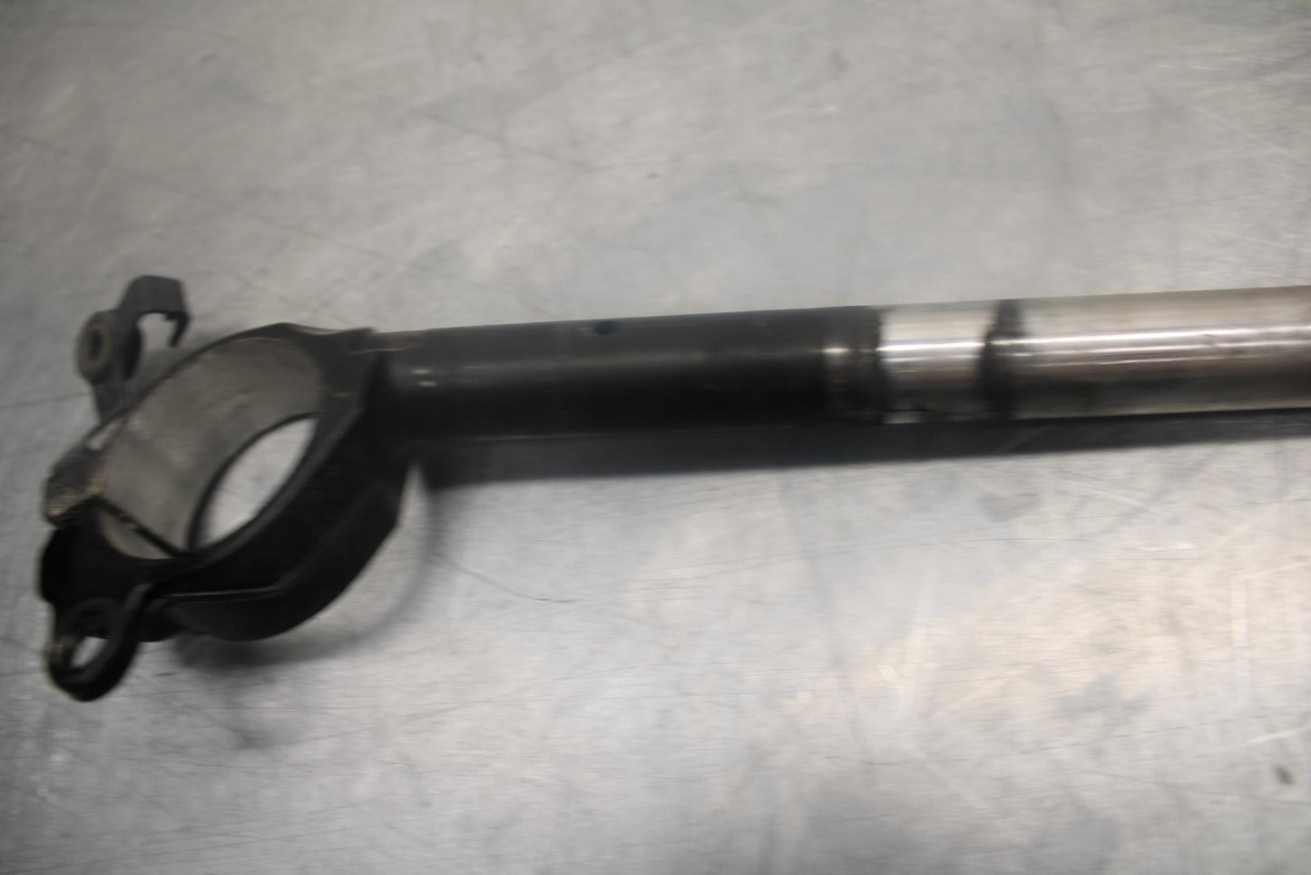 07-08 KAWASAKI NINJA ZX6R RIGHT CLIP ON HANDLEBAR 46003-0137 BB456