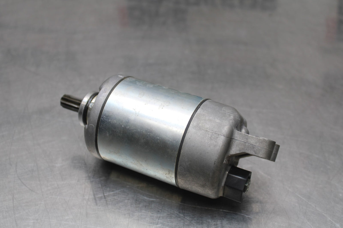 16 YAMAHA XSR900 ENGINE STARTING STARTER MOTOR -DC 12V BB786