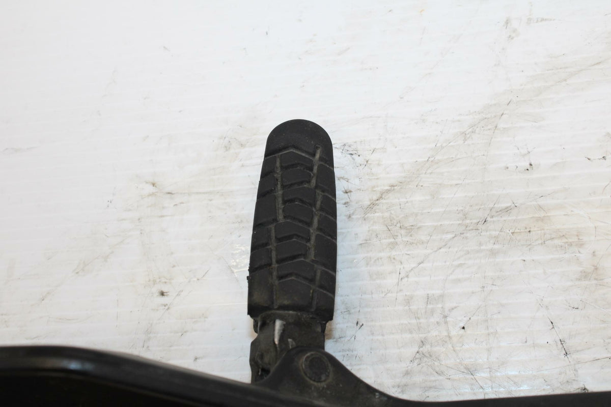 18-20 HUSQVARNA VITPILEN 401 LEFT REARSET REAR SET DRIVER FOOT PEG REST BB248