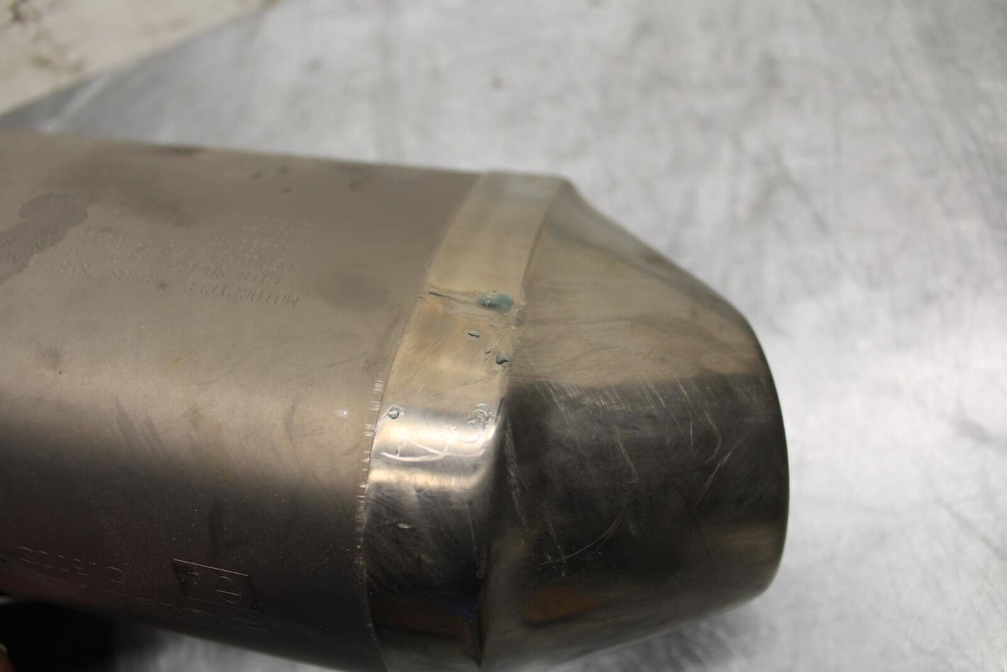 11-21 SUZUKI GSXR750 EXHAUST PIPE MUFFLER SLIP ON CAN SILENCER BB492