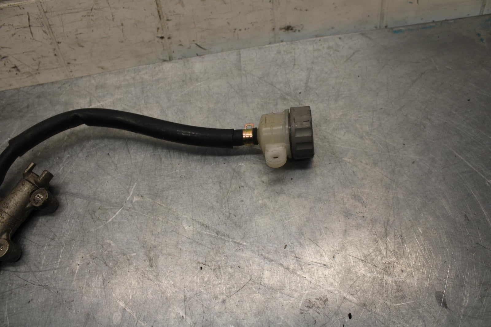 2005 Kawasaki Ninja 500R EX500D REAR BACK BRAKE MASTER CYLINDER W RESERVOIR BB36