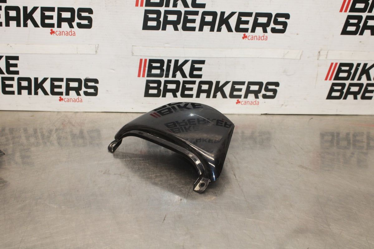 08 KAWASAKI NINJA ZX10R CENTER REAR BACK TAIL FAIRING COWL BB932