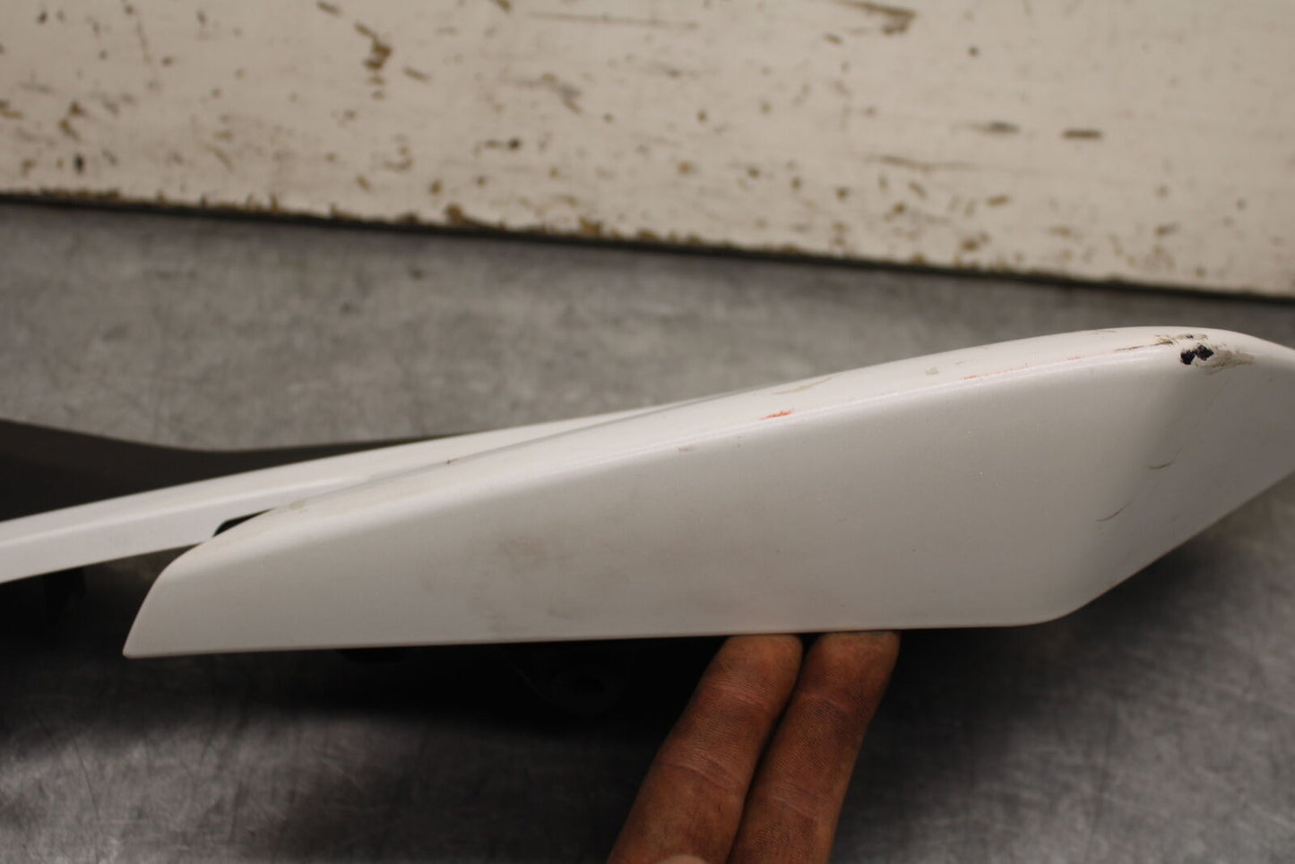 15-16 HONDA CB300F LEFT REAR BACK TAIL FAIRING COWL SHROUD BB740