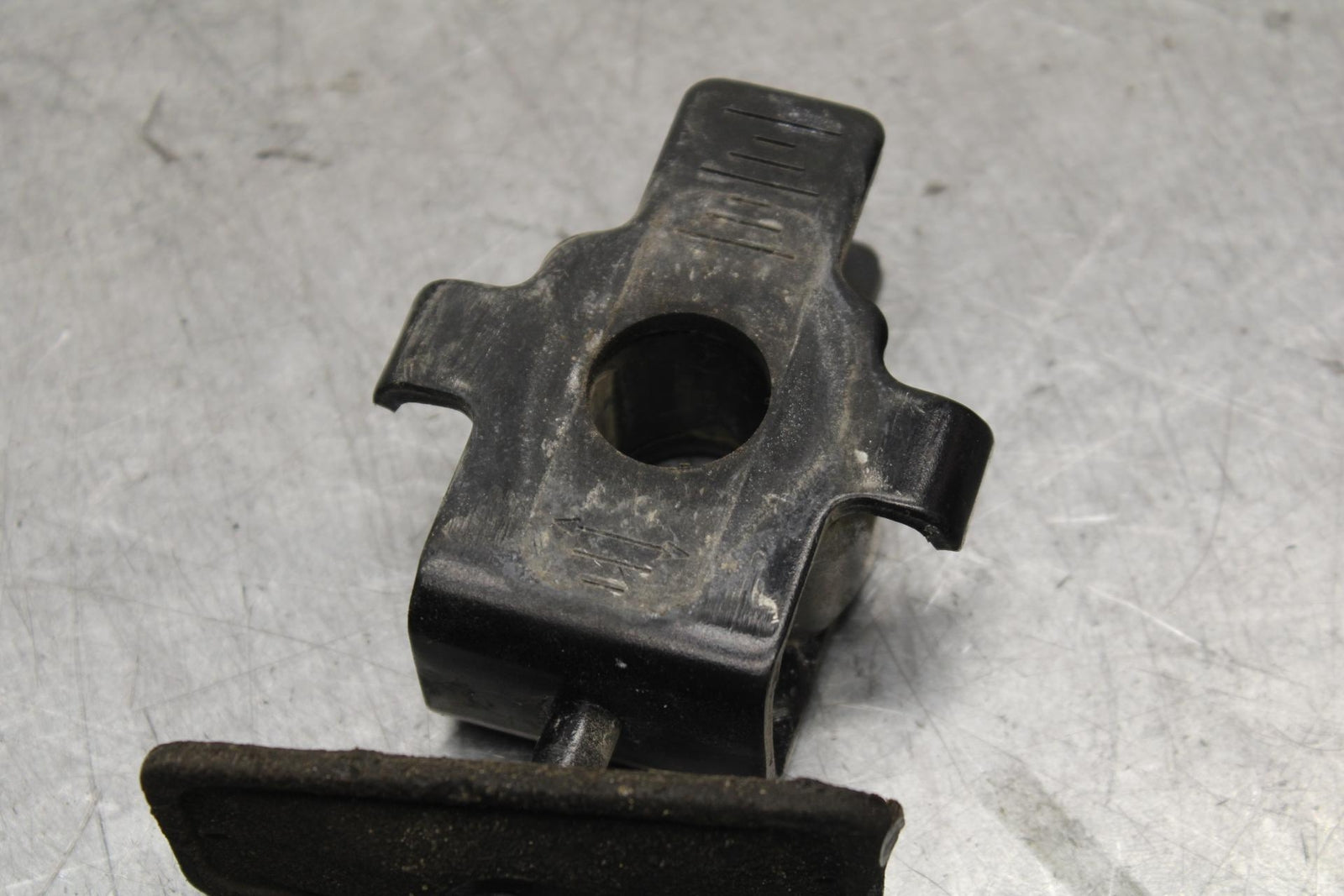 2008 Honda CBF1000 SWINGARM CHAIN TENSIONER ADJUSTMENT BRACKET SET PAIR  BB641