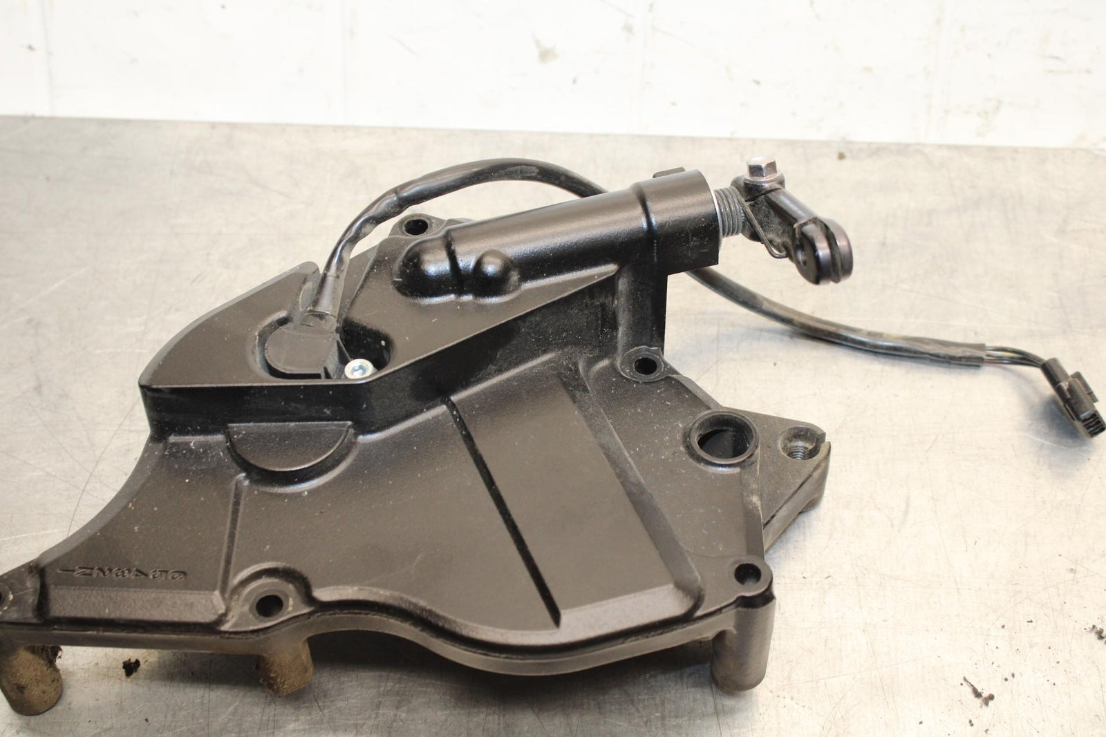 2015 Suzuki GSXR750 ENGINE SPROCKET COVER BB595