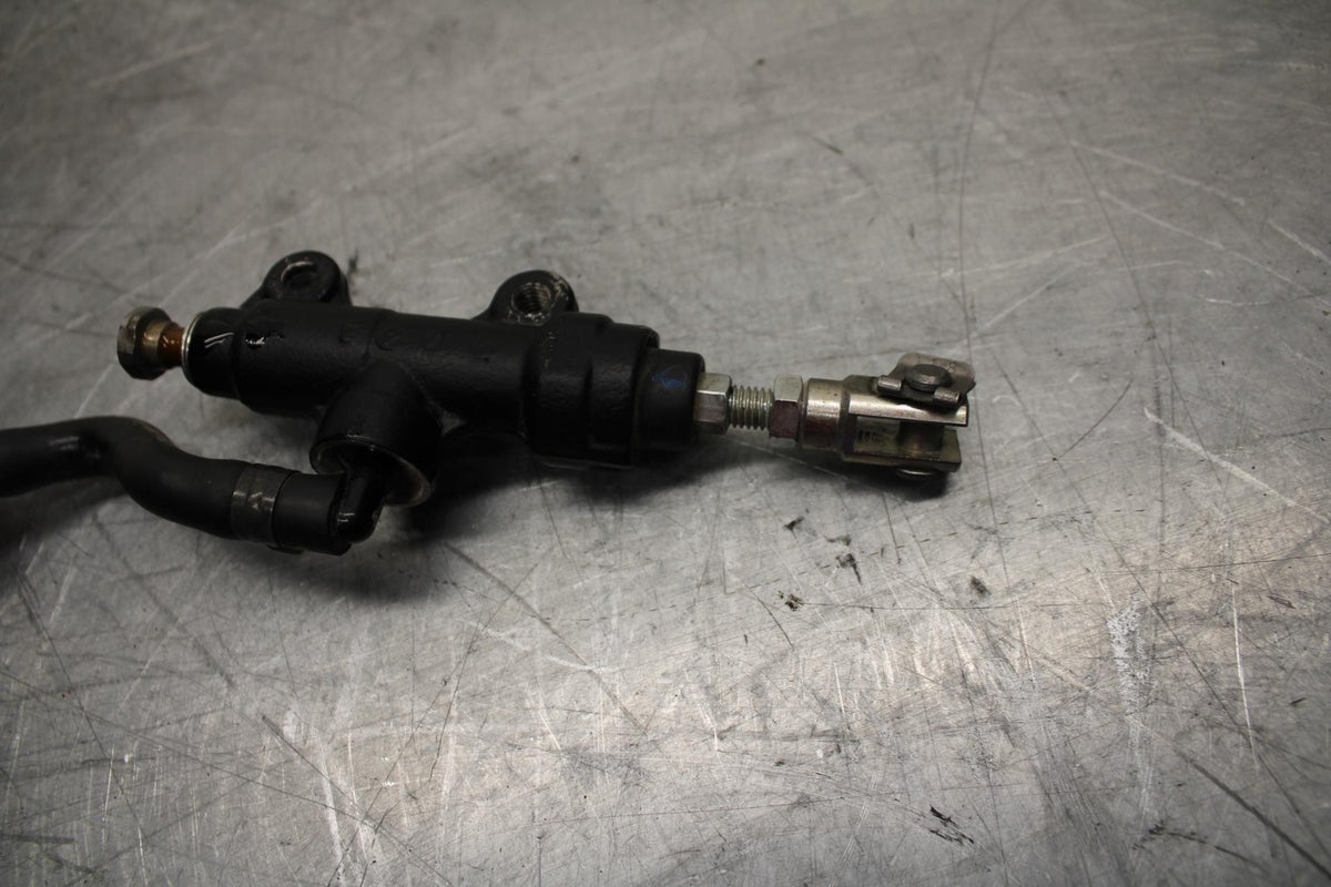 17-21 TRIUMPH STREET TRIPPLE R ABS REAR  BRAKE MASTER CYLINDER W RESERVOIR bb452