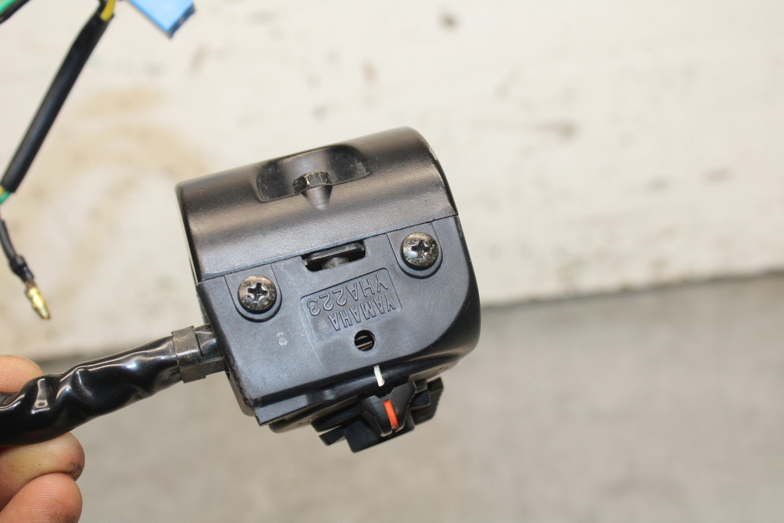 83-85 YAMAHA RIVA 180 XC180 LEFT HANDLE SWITCHES HORN SIGNALS SWITCH BB109