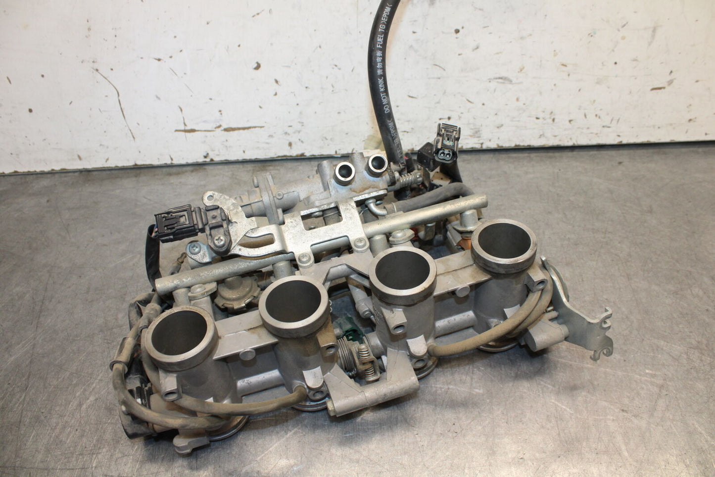 09-15 YAMAHA FZ6R MAIN FUEL INJECTORS / THROTTLE BODIES 20S-13750-00-00 BB686