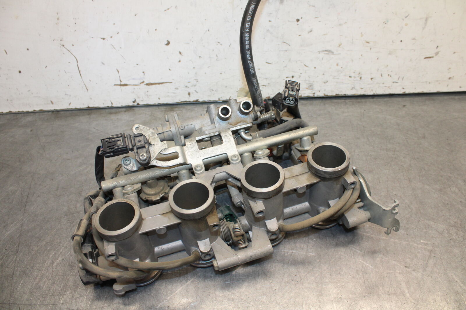 09-15 YAMAHA FZ6R MAIN FUEL INJECTORS / THROTTLE BODIES 20S-13750-00-00 BB686