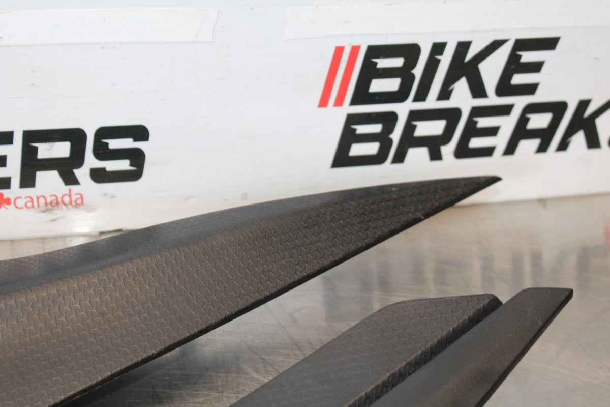 20-23 APRILIA RS660 RIGHT LEFT GAS FUEL TANK PANELS COVERS TRIM SET COWLS  BB889
