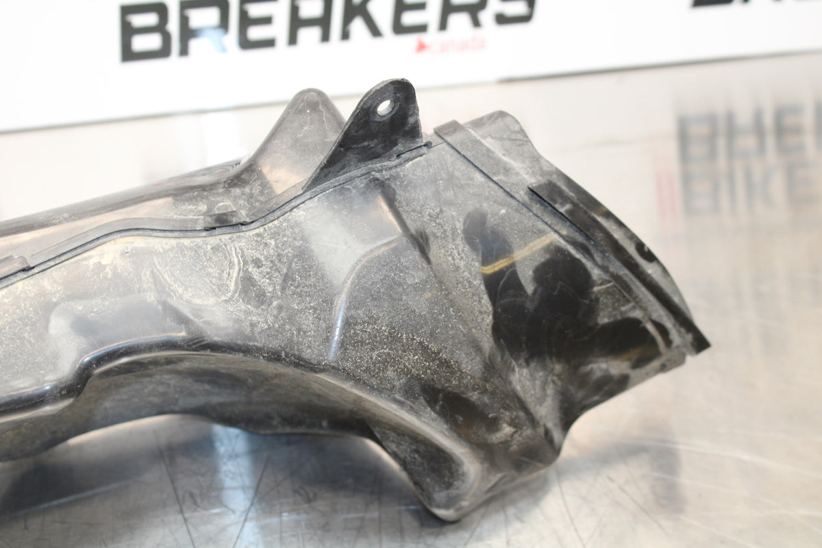 11 SUZUKI GSXR1000 RIGHT LEFT AIR INTAKE DUCTS BB142