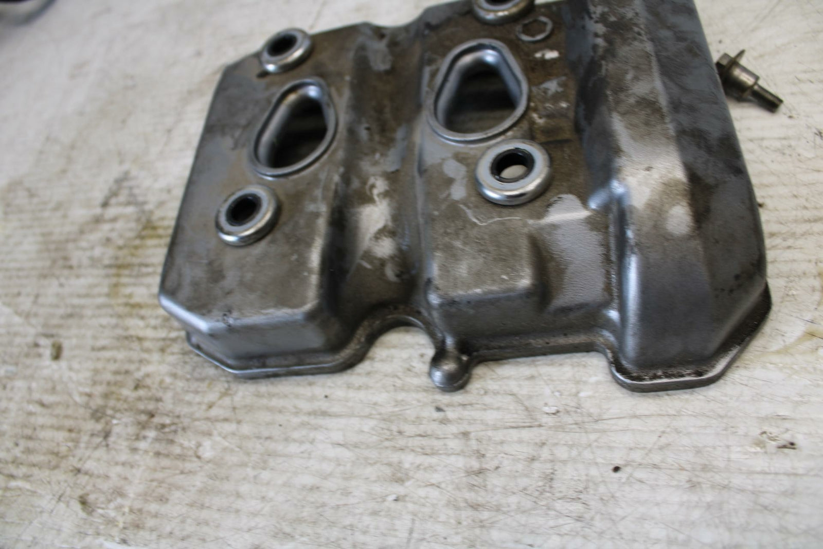 90-07 KAWASAKI ZZR 250 ENGINE TOP END CYLINDER HEAD COVER BB298