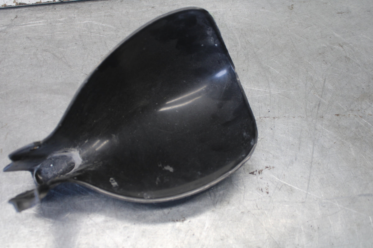 01-06 TRIUMPH TIGER 955I LEFT HANDLEBARS GUARD BB693
