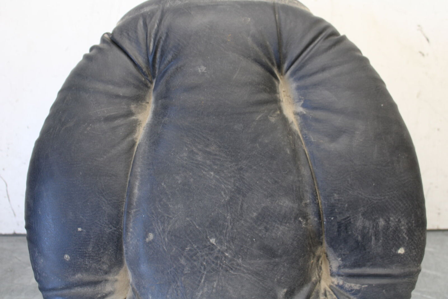 05-06 YAMAHA ROYAL STAR REAR BACK PASSENGER SEAT BB697