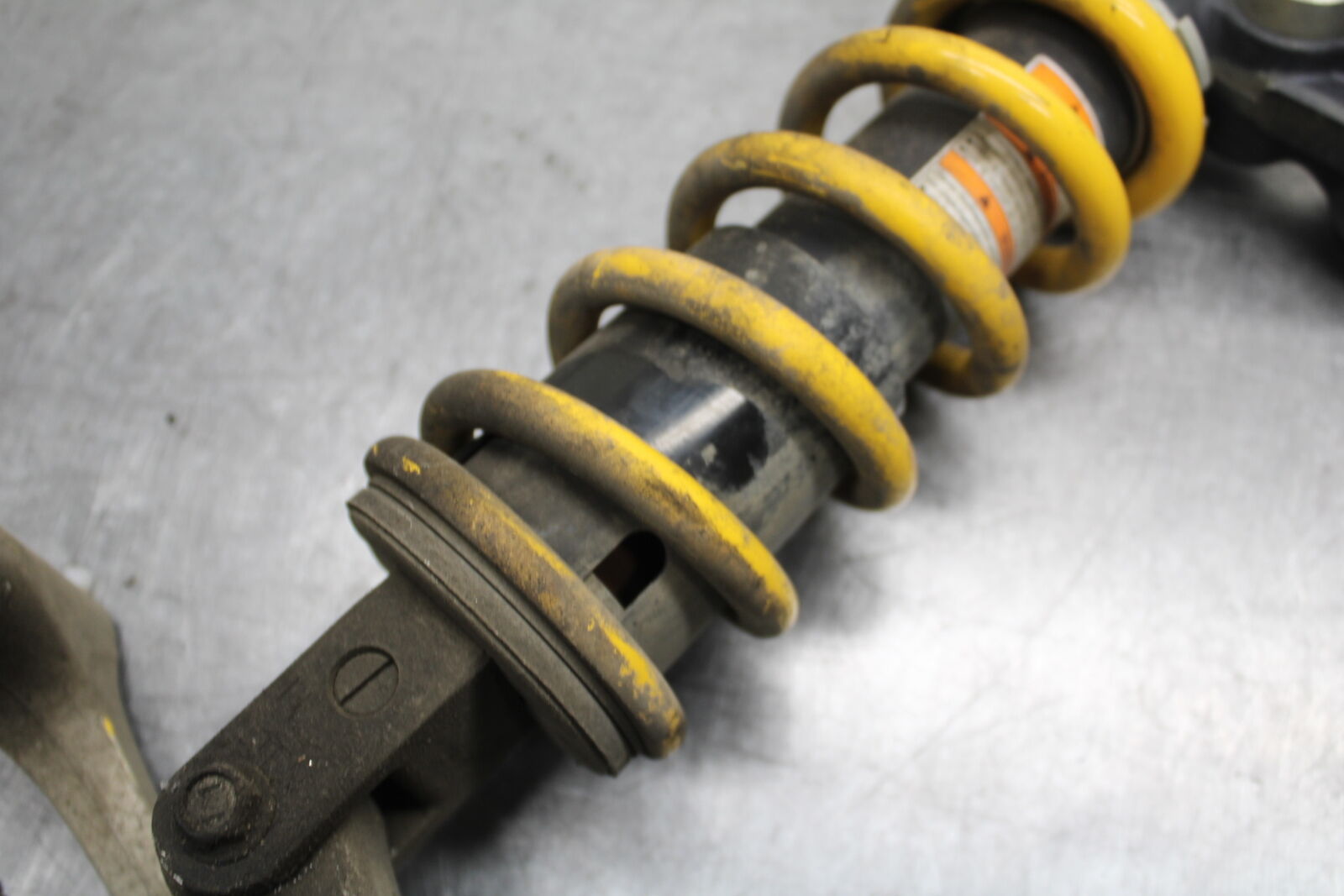 08-09 SUZUKI GSXR600 REAR BACK SHOCK ABSORBER SUSPENSION BB728