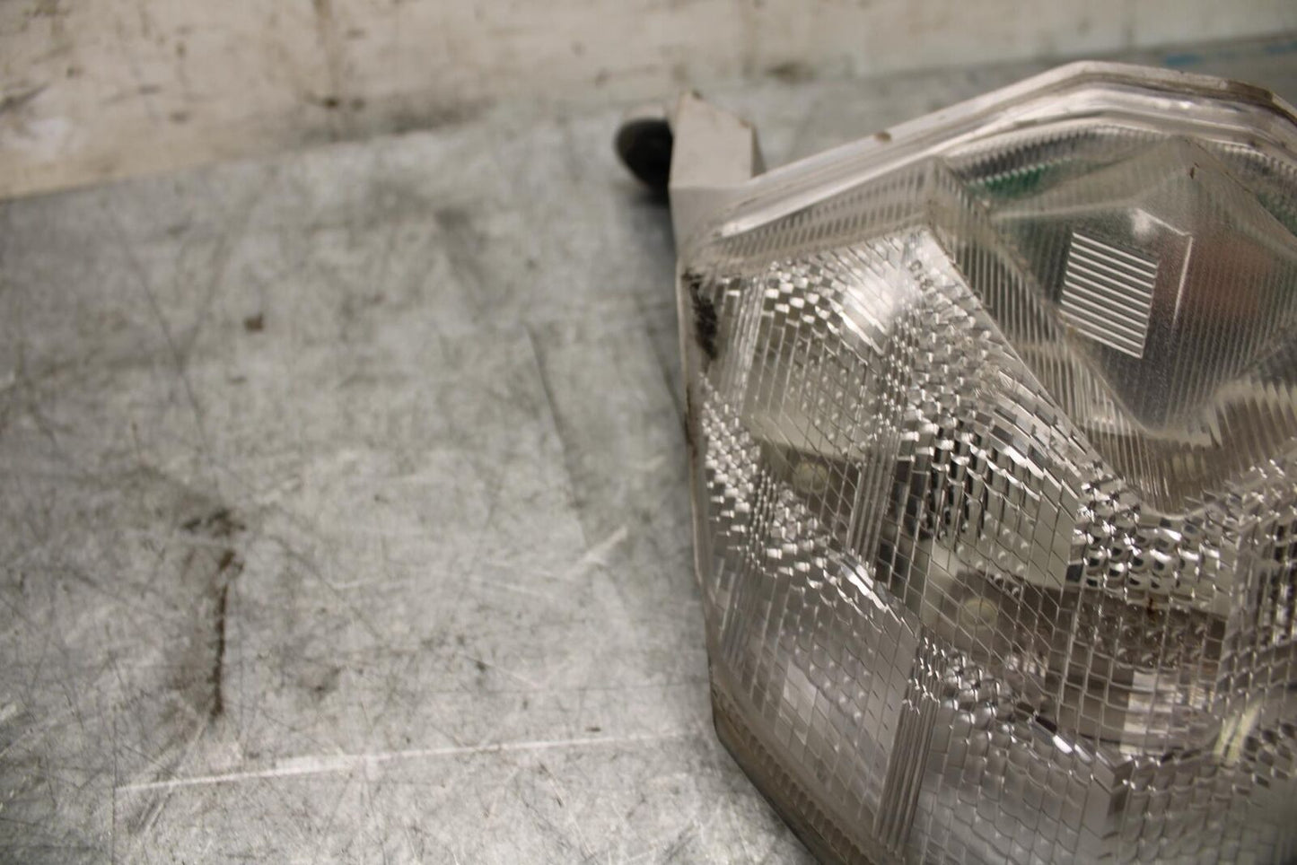 2009 Kawasaki Ninja ZX6R REAR TAIL TAILLIGHT BACK BRAKE LIGHT 23025-0059  BB44