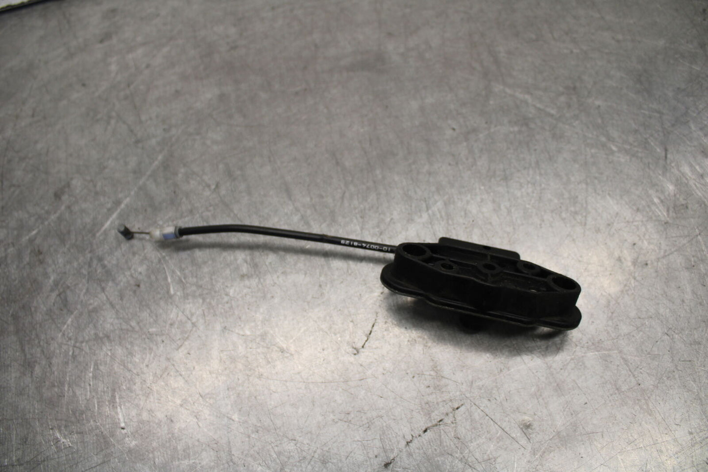 09-12 KAWASAKI NINJA ZX6R REAR PASSENGER SEAT LATCH LOCK ASSEMBLY BB698