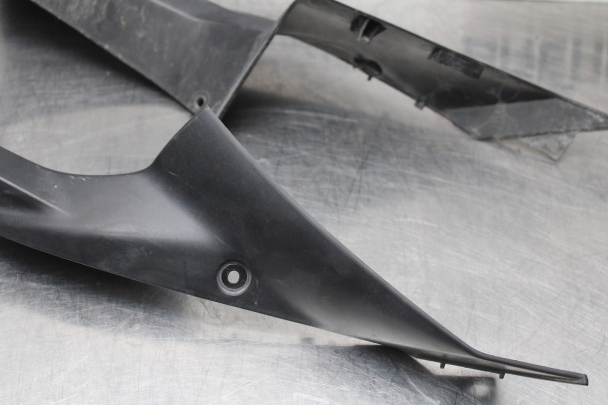 17-18 YAMAHA YZF R3 FRONT UPPER SIDE FAIRING COWL PLASTIC SET BB813