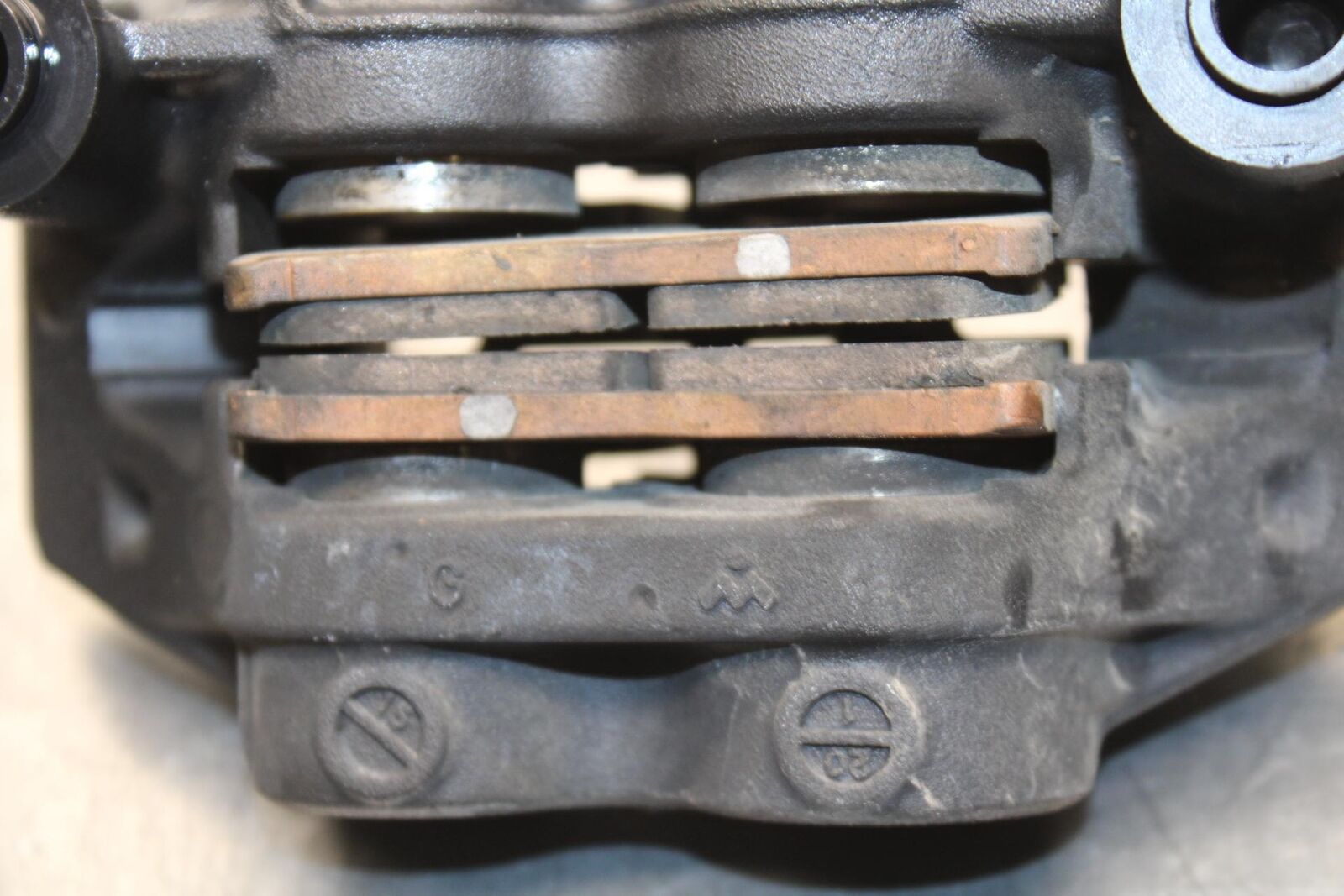 20-21 YAMAHA XSR900 RIGHT LEFT FRONT BRAKE CALIPER SET PAIR CALIPERS BB599