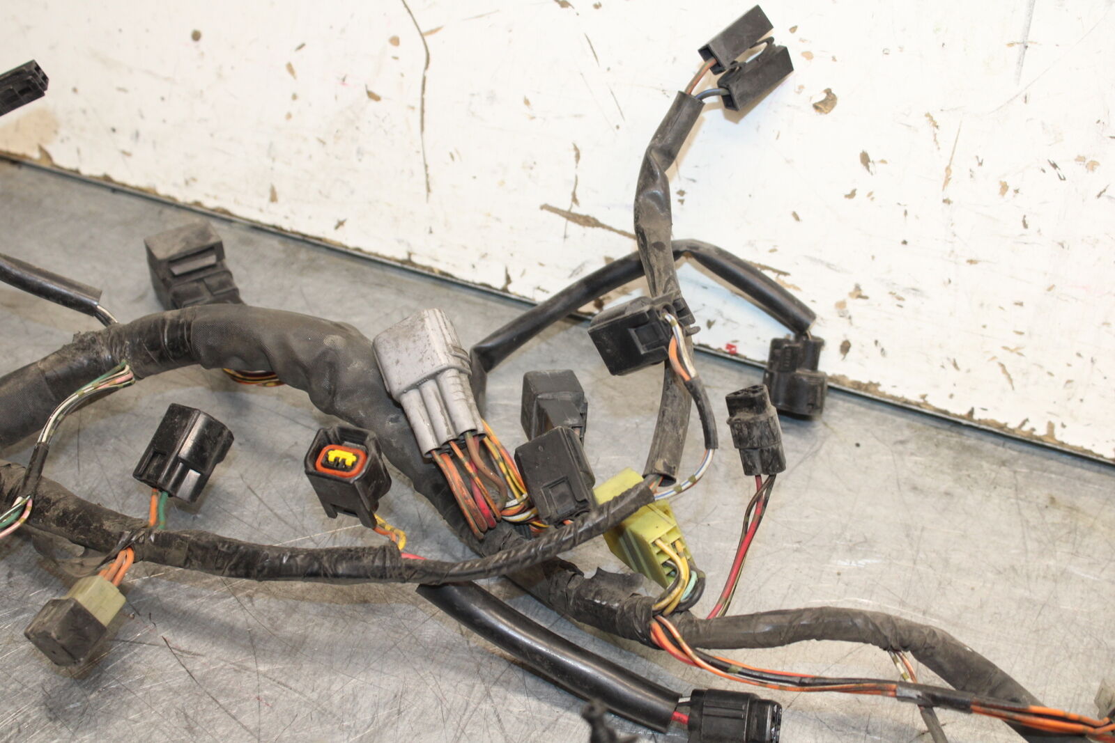 06-07 SUZUKI GSXR 600 MAIN ENGINE WIRING HARNESS MOTOR WIRE LOOM BB737