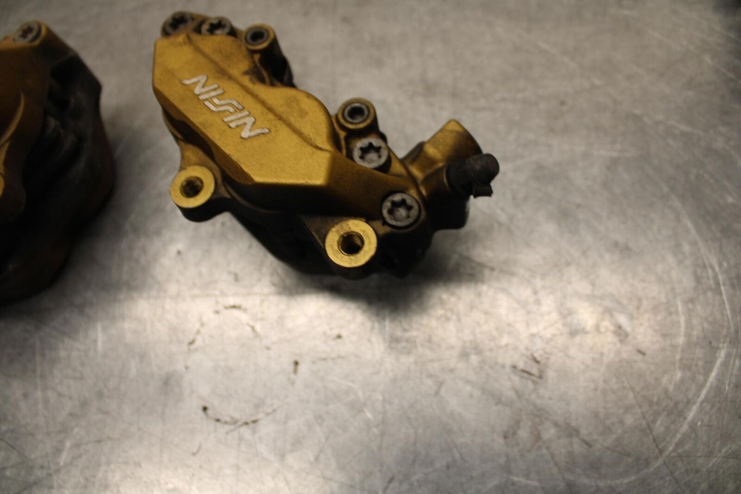 03-04 HONDA CBR600RR RIGHT LEFT FRONT BRAKE CALIPER SET PAIR CALIPERS BB614