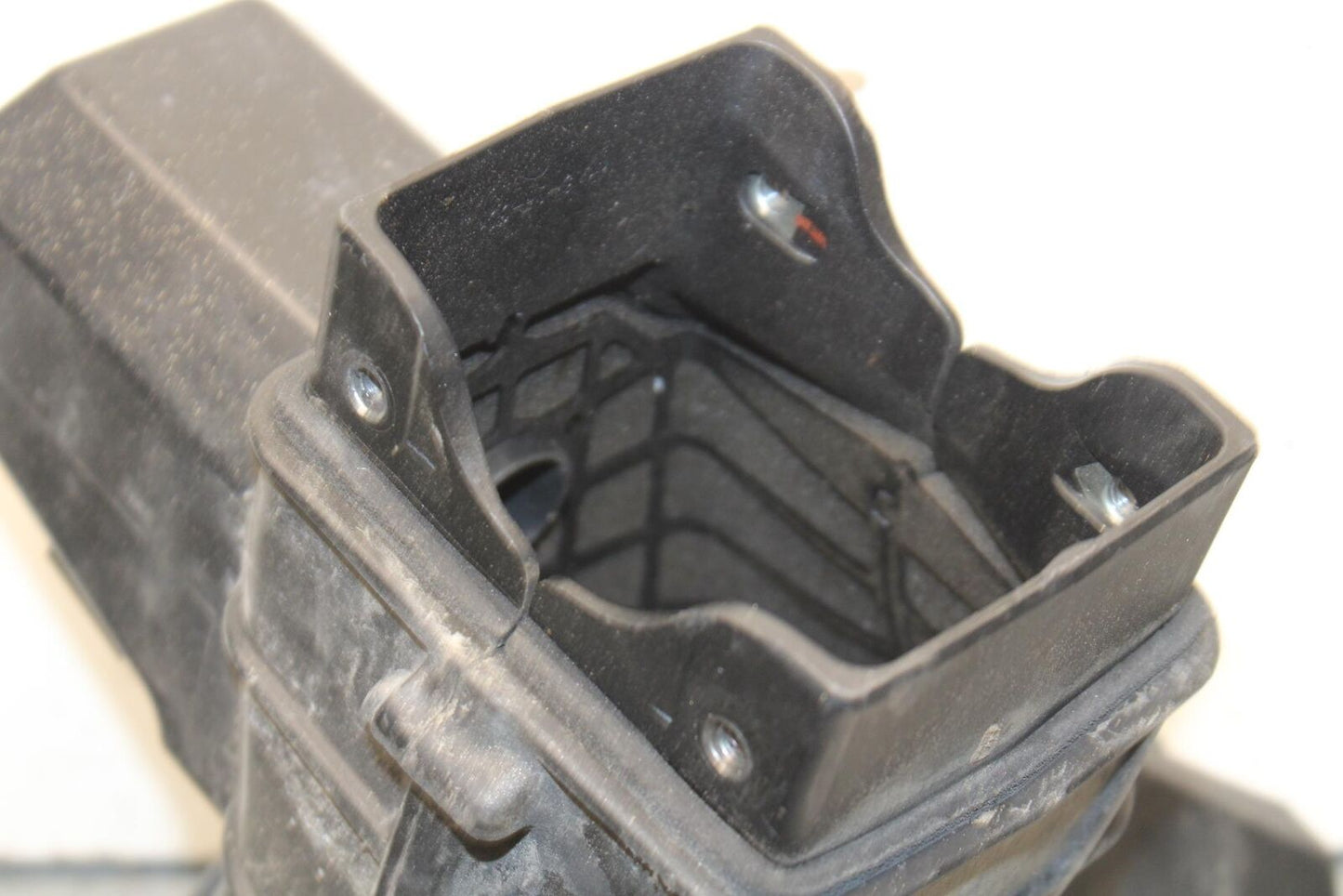 09-12 KAWASAKI NINJA ZX6R ZX600R RAM AIR INTAKE TUBE DUCT BB617