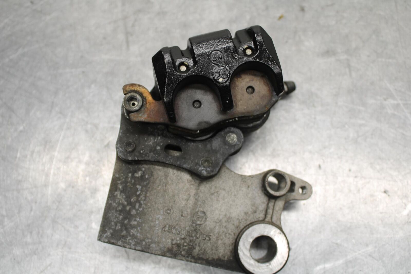 15-16 KAWASAKI EX300 REAR BACK BRAKE CALIPER W MOUNT BRACKET BB635