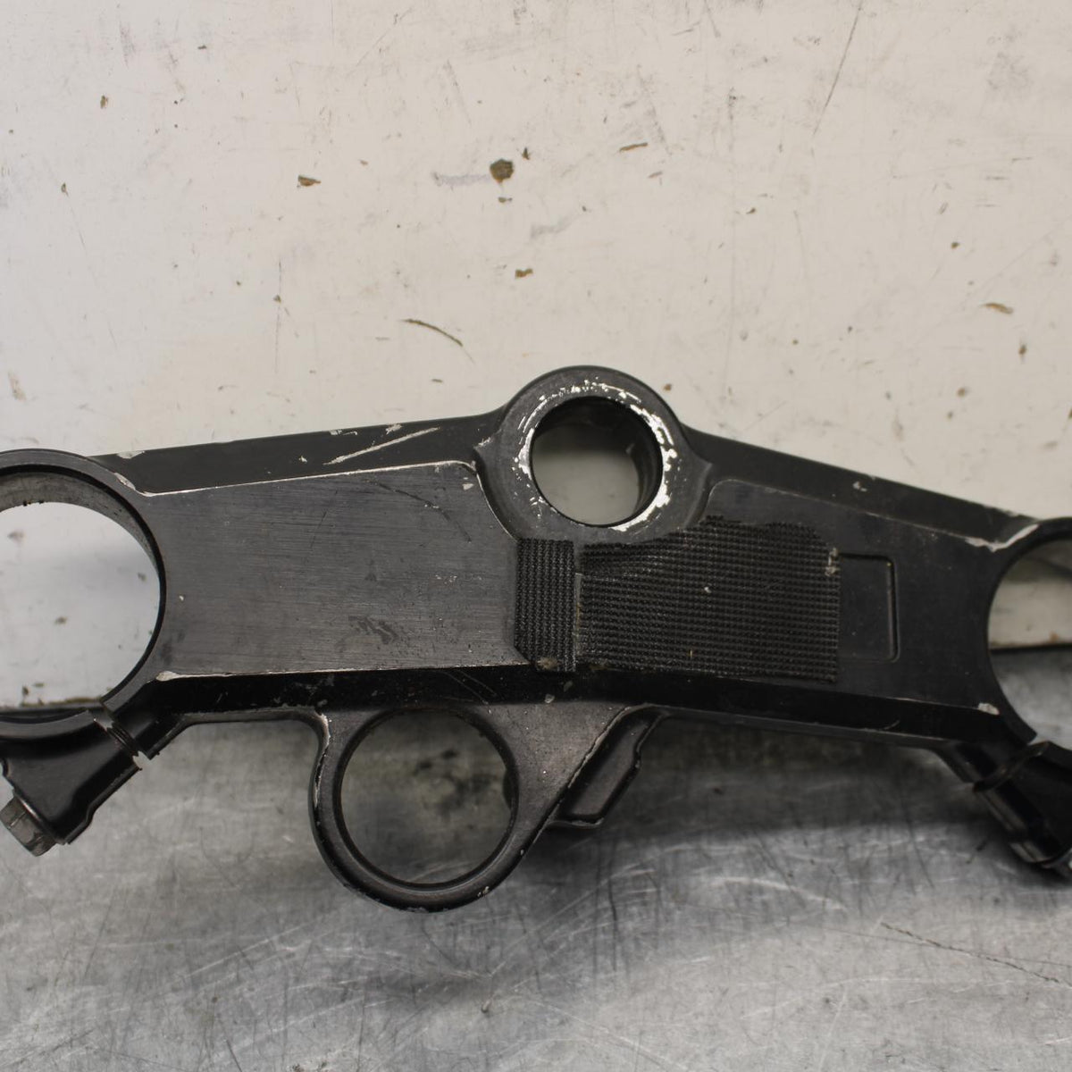 01-03 SUZUKI GSXR600 FORKS UPPER TRIPLE TREE CLAMP BB639