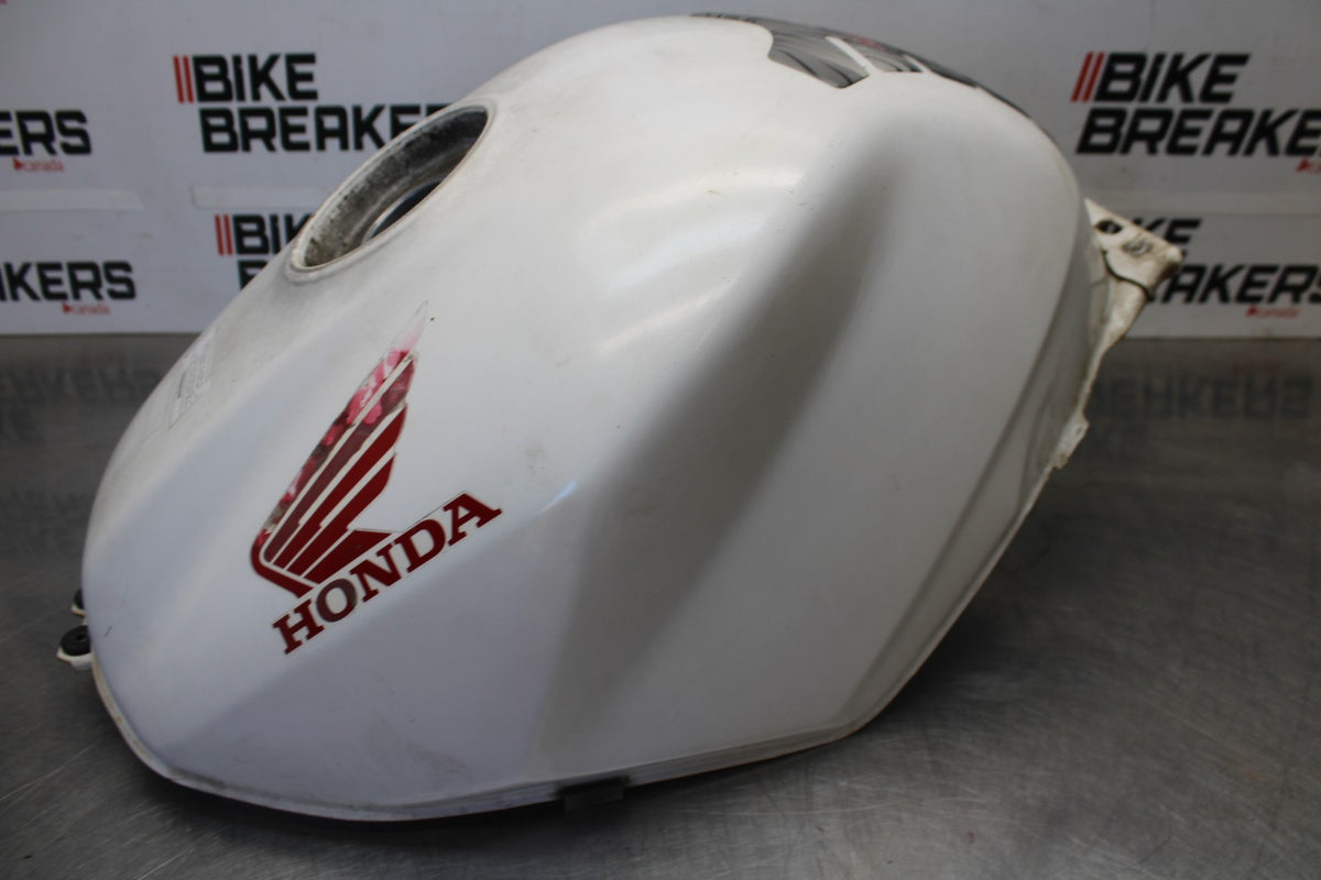 06-07 HONDA INTERCEPTOR 800 VFR800 GAS TANK FUEL CELL PETROL RESERVOIR BB917