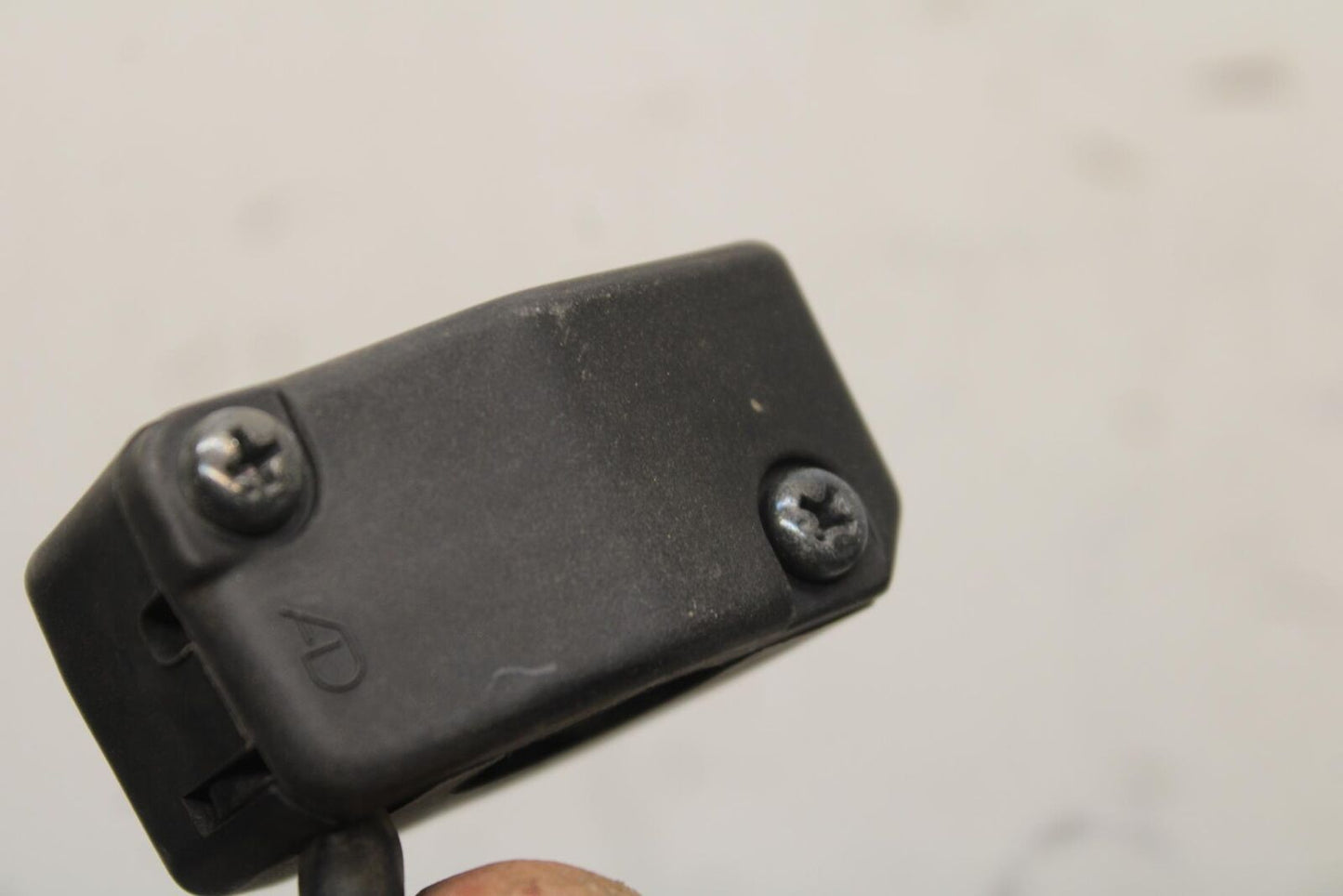 07-08 YAMAHA YZF R1 RIGHT CLIP ON HANDLE KILL OFF START SWITCH  BB575