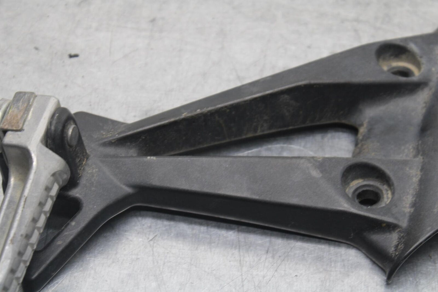 2009 Kawasaki Ninja 250R EX250J LEFT REAR FOOT REST PEG STEP BB87