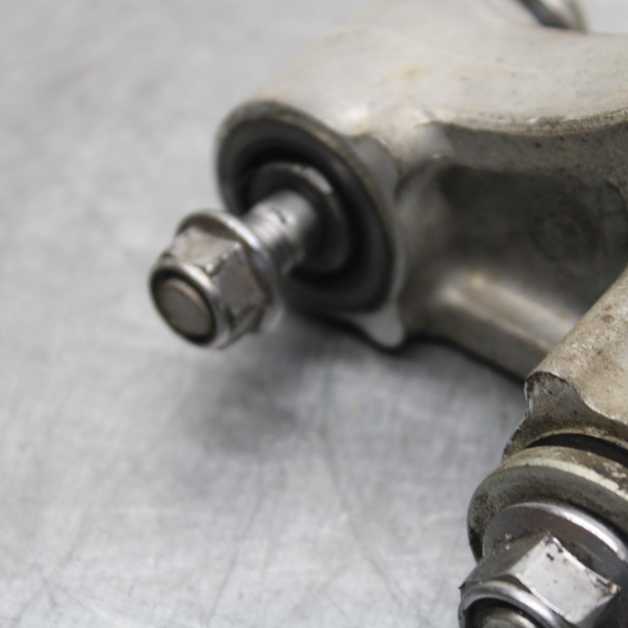 21 KAWASAKI NINJA ZX6R REAR DOGBONE SHOCK LINKAGE LINK BB647