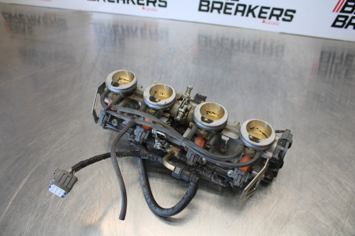 03-06 KAWASAKI Z1000 MAIN FUEL INJECTORS / THROTTLE BODIES BB164