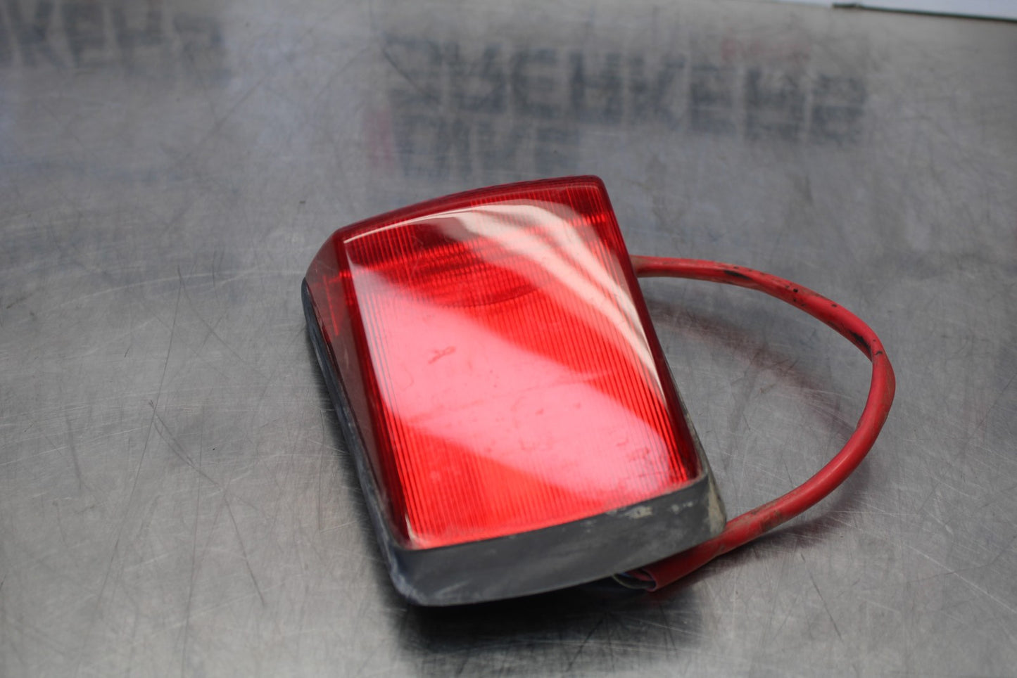 08-18 KAWASAKI KLR650 REAR TAIL TAILLIGHT BACK BRAKE LIGHT BB183