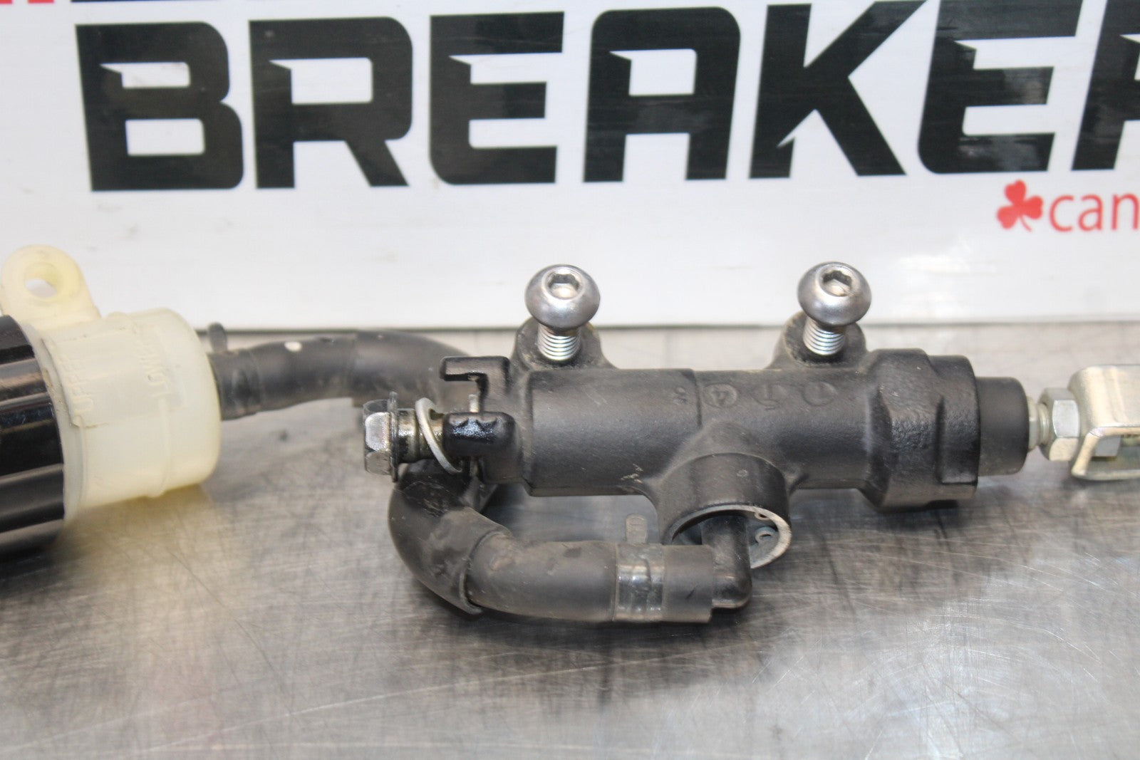 08 KAWASAKI NINJA ZX10R REAR BACK BRAKE MASTER CYLINDER W RESERVOIR BB201