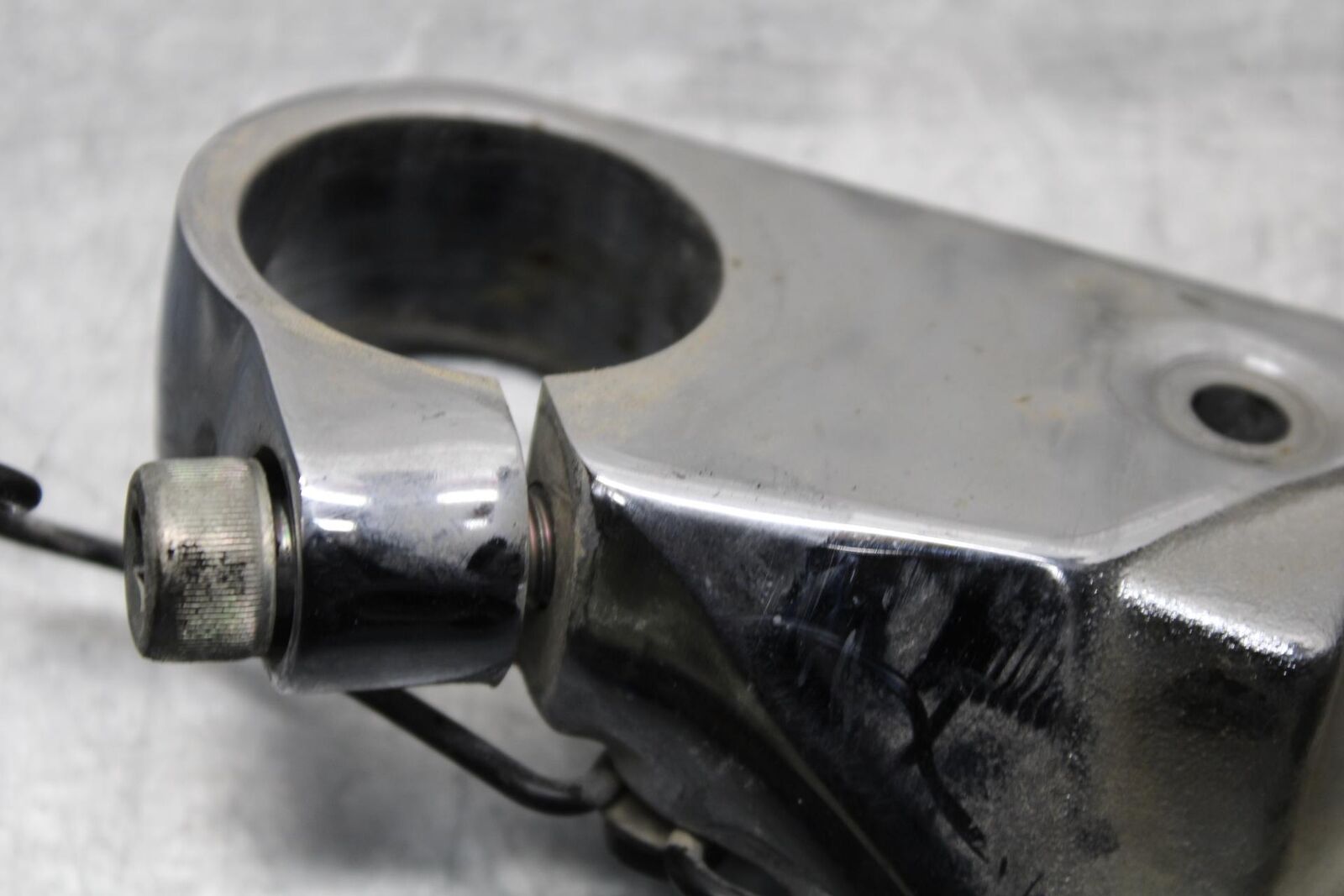 2007 Honda Shadow Spirit 1100 VT1100C FRONT  LOWER TRIPLE TREE STEM BB561