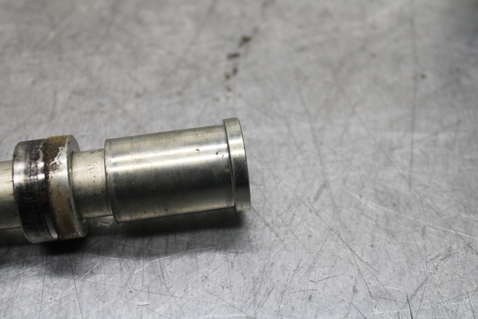 18-24 KAWASAKI NINJA 650 FRONT WHEEL RIM AXLE PIVOT BOLT BB725