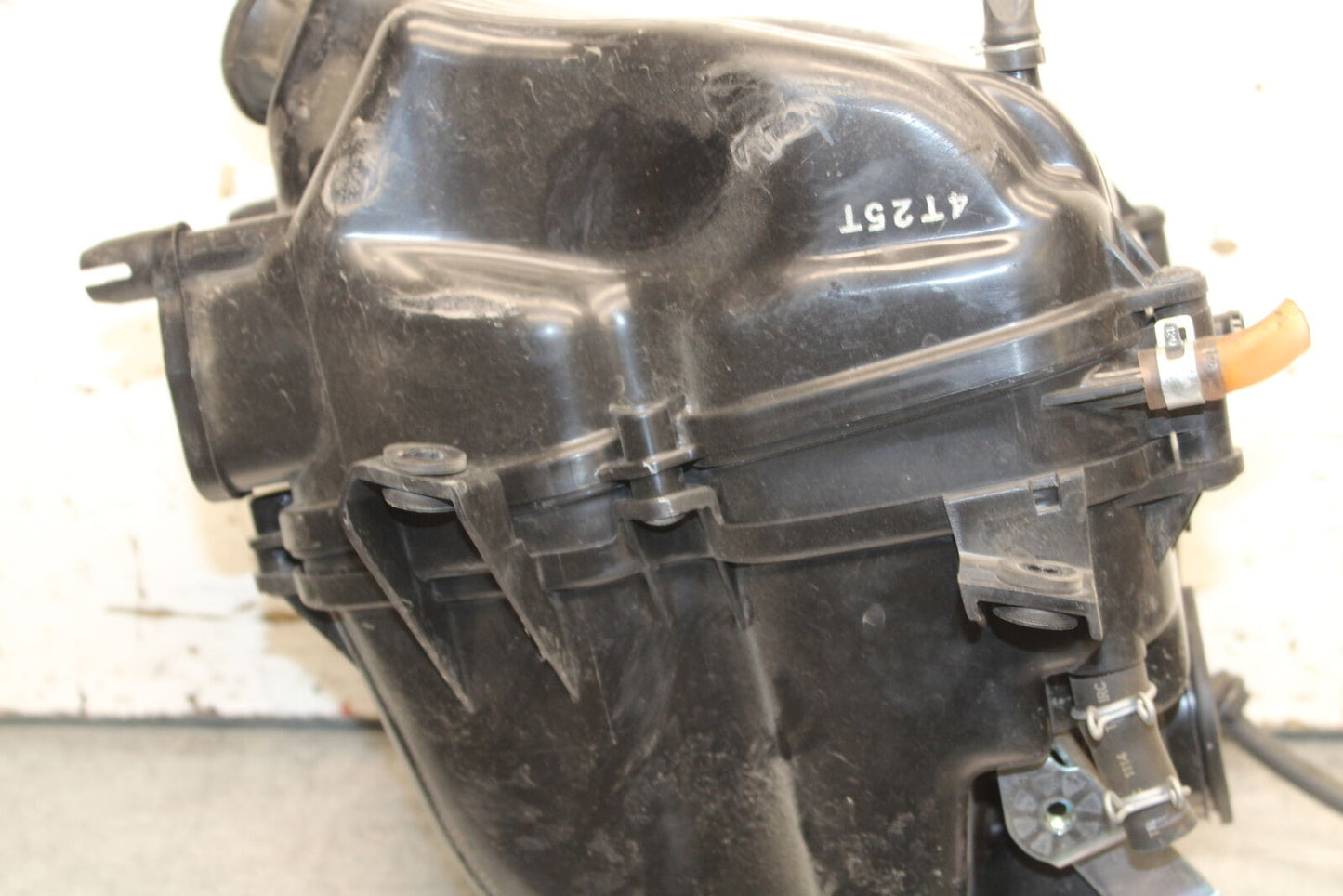 15-16 HONDA CB300F AIRBOX AIR INTAKE FILTER BOX BB740