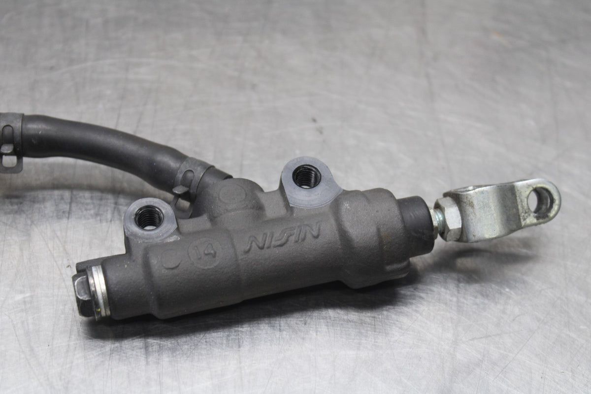 23 KAWASAKI Z900RS REAR BACK BRAKE MASTER CYLINDER W RESERVOIR BB935