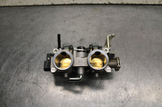 19-24 YAMAHA R3 MAIN FUEL INJECTORS / THROTTLE BODIES BB736